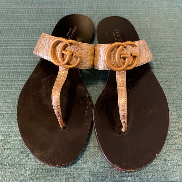 gucci leather thong sandal double g